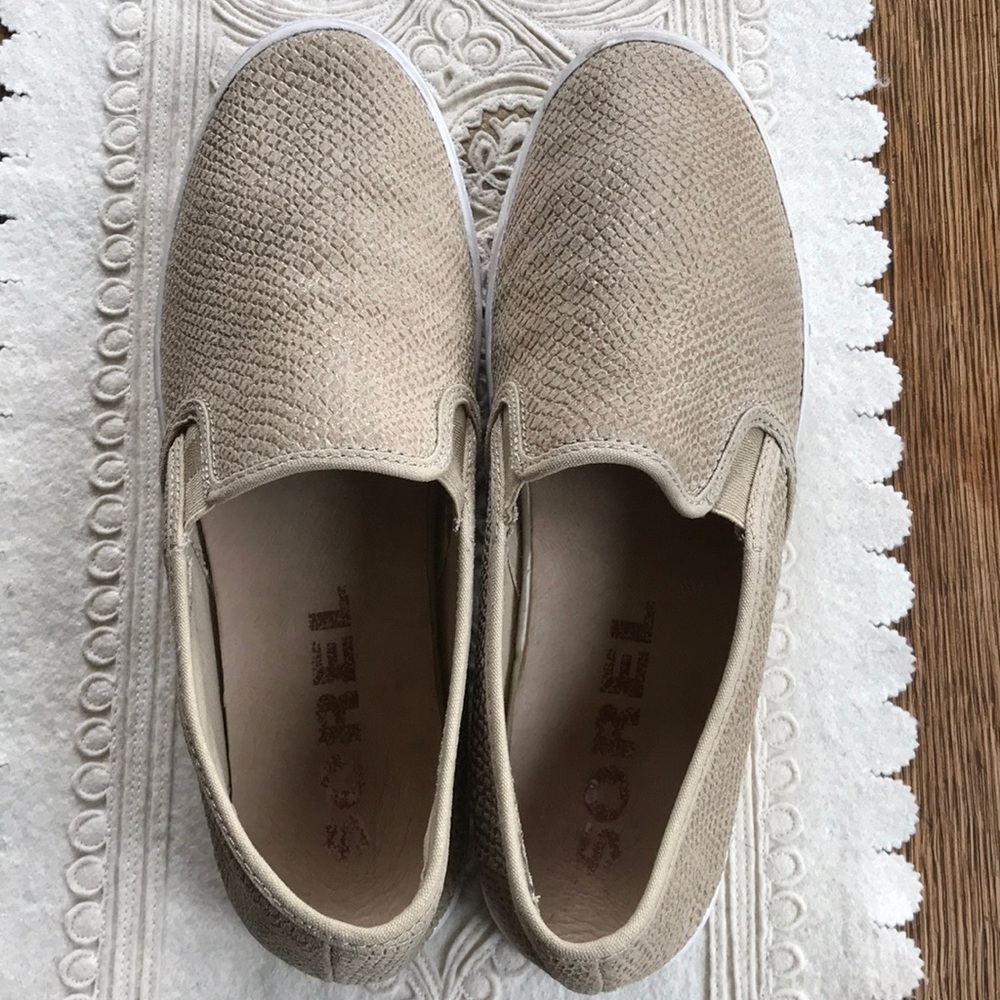 Sorel Slip On Shoes -Size 10/41